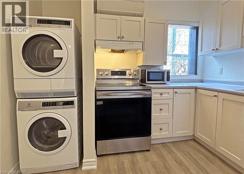 Unit #2 - Residential 1 bedroom - 76 Wentworth Street S, Hamilton, ON