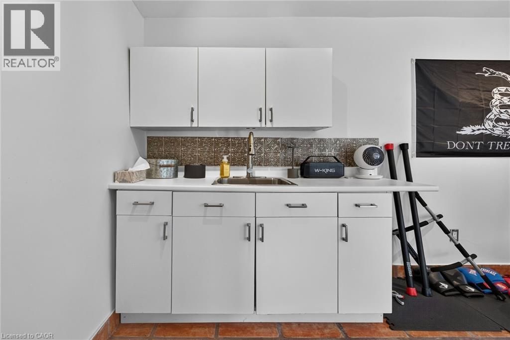 151 Hixon Road, Hamilton, ON
