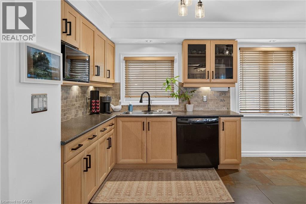 151 Hixon Road, Hamilton, ON