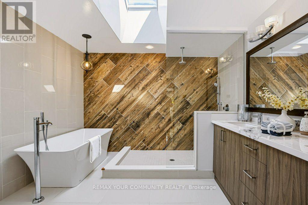 331 Maplehurst Avenue, Toronto, ON