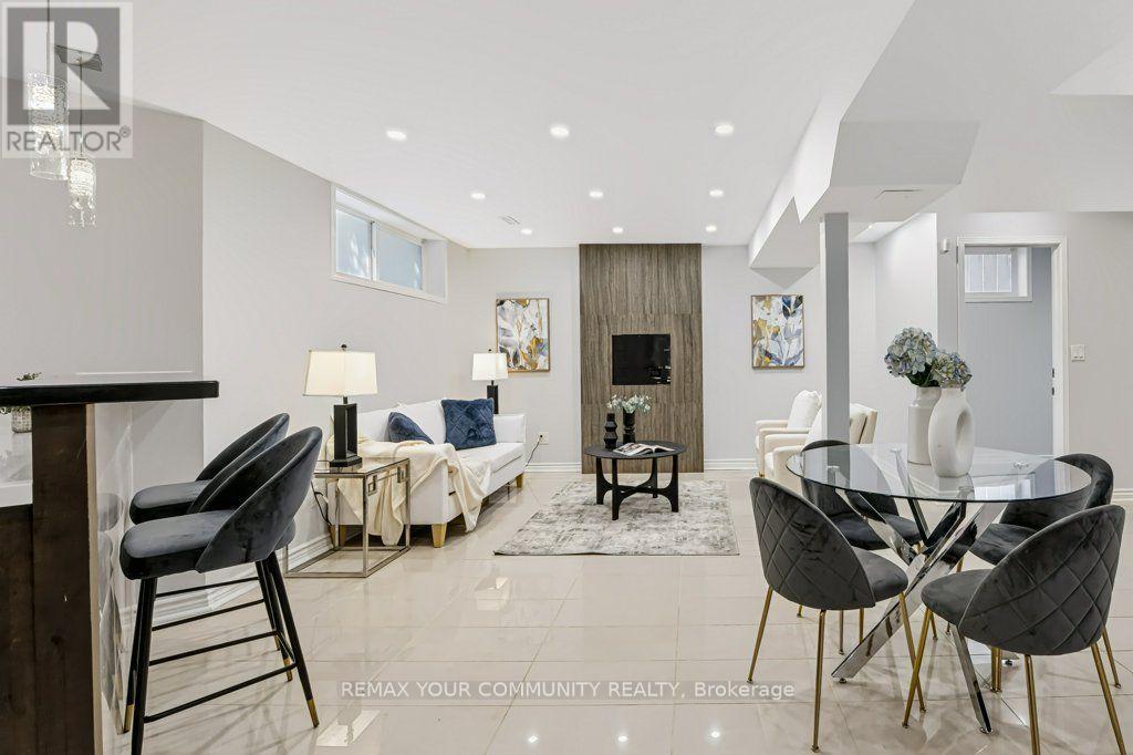 331 Maplehurst Avenue, Toronto, ON