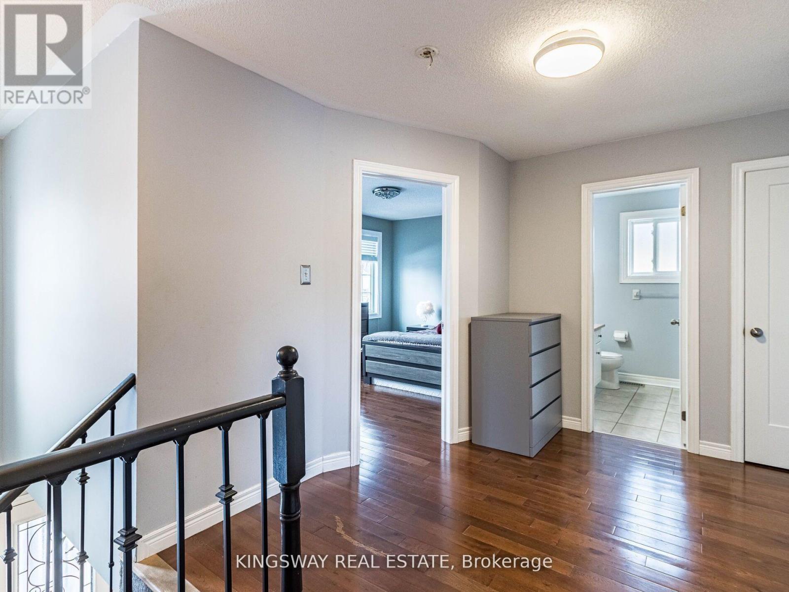 570 Enfield Road, Burlington, ON