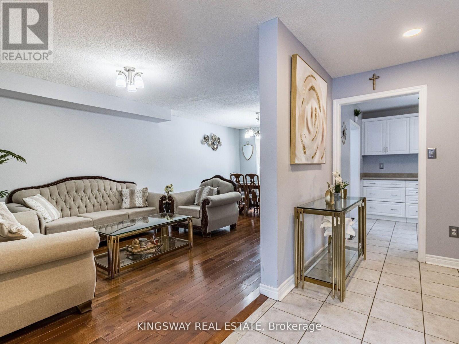 570 Enfield Road, Burlington, ON