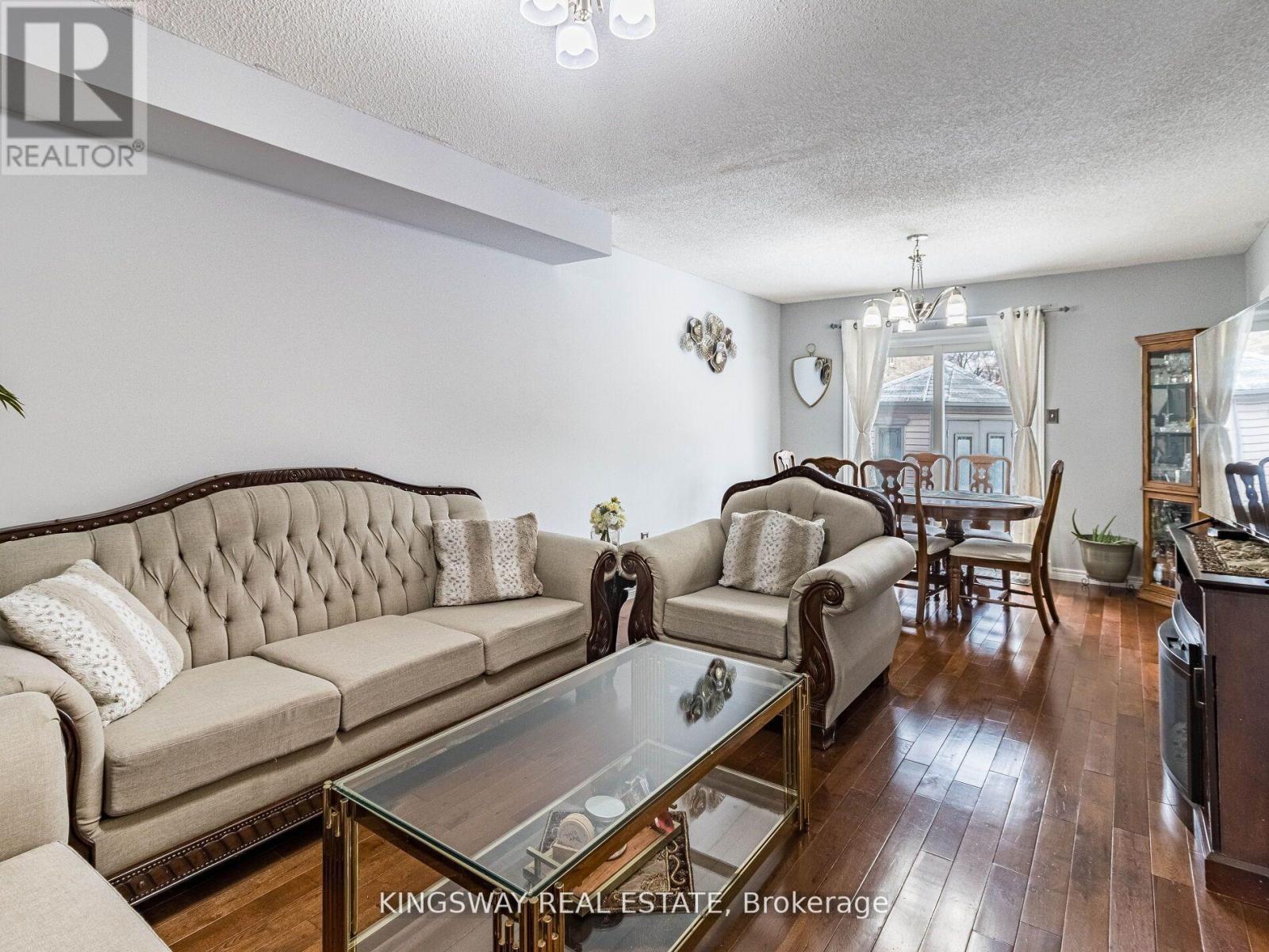 570 Enfield Road, Burlington, ON