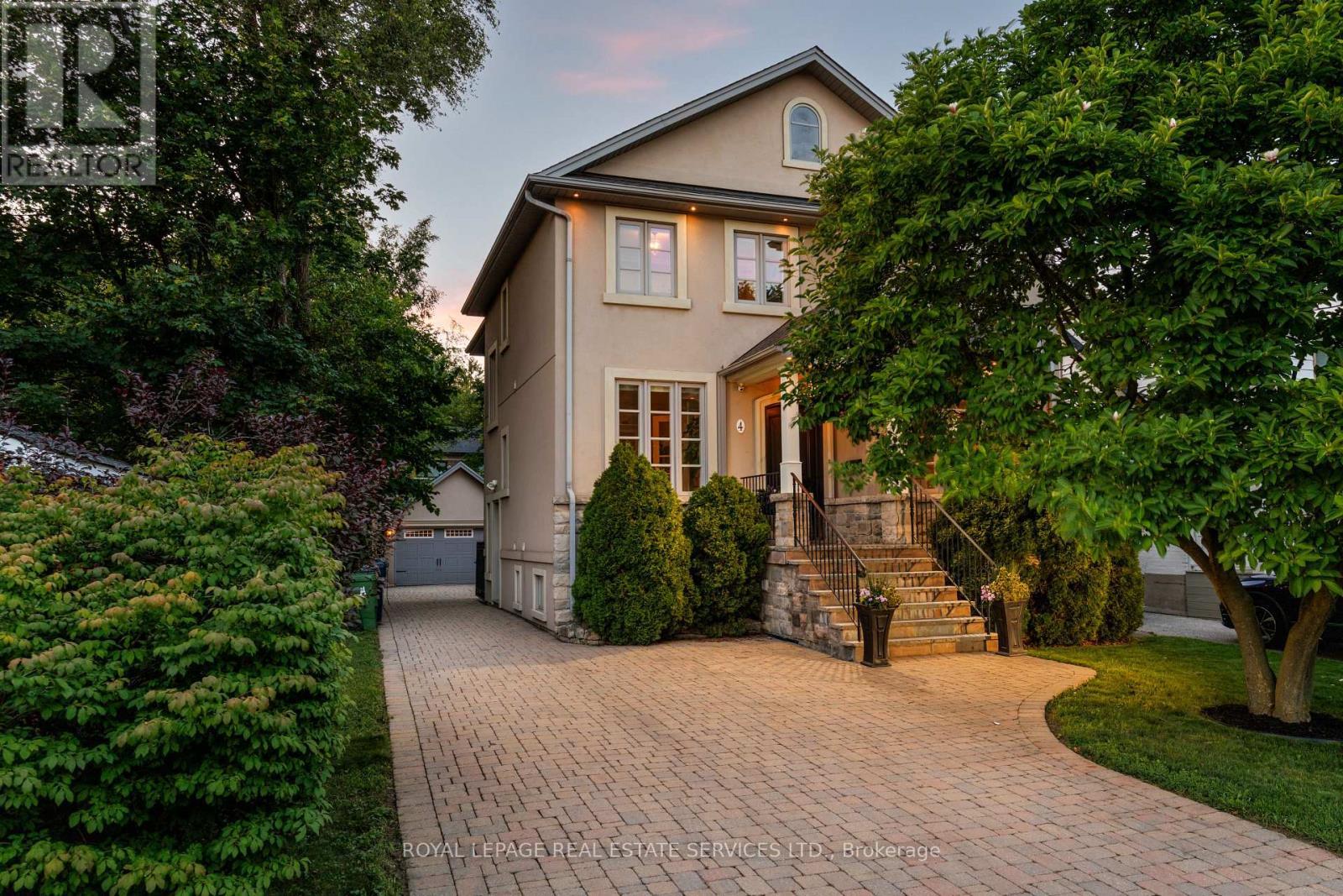 4 Springbrook Gardens, Toronto, ON