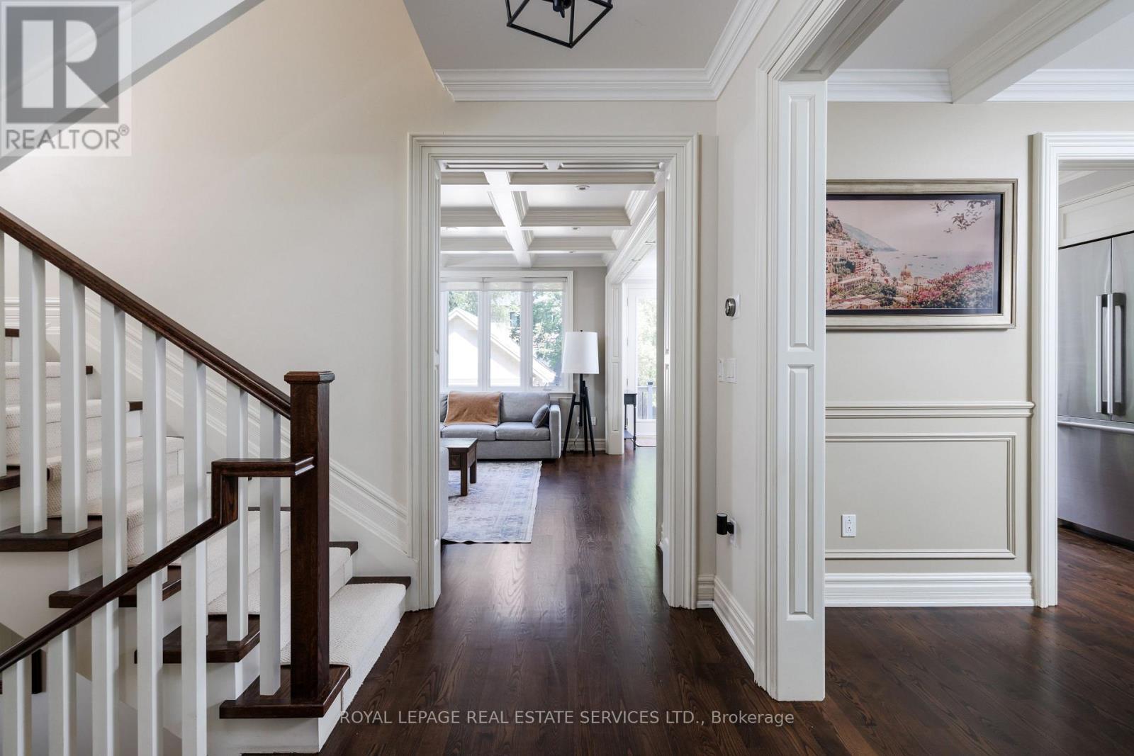 4 Springbrook Gardens, Toronto, ON