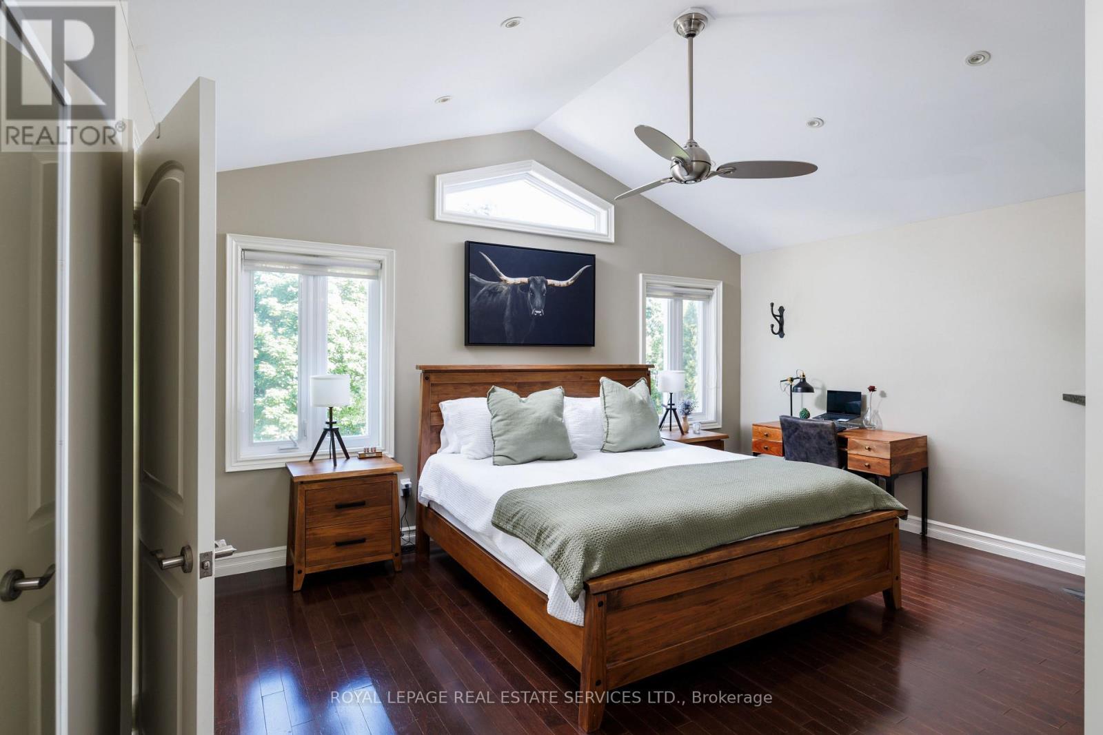 4 Springbrook Gardens, Toronto, ON