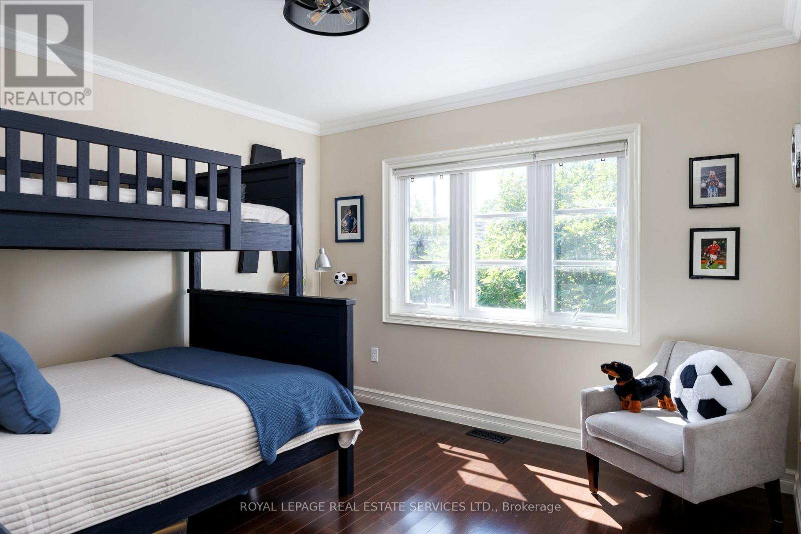 4 Springbrook Gardens, Toronto, ON