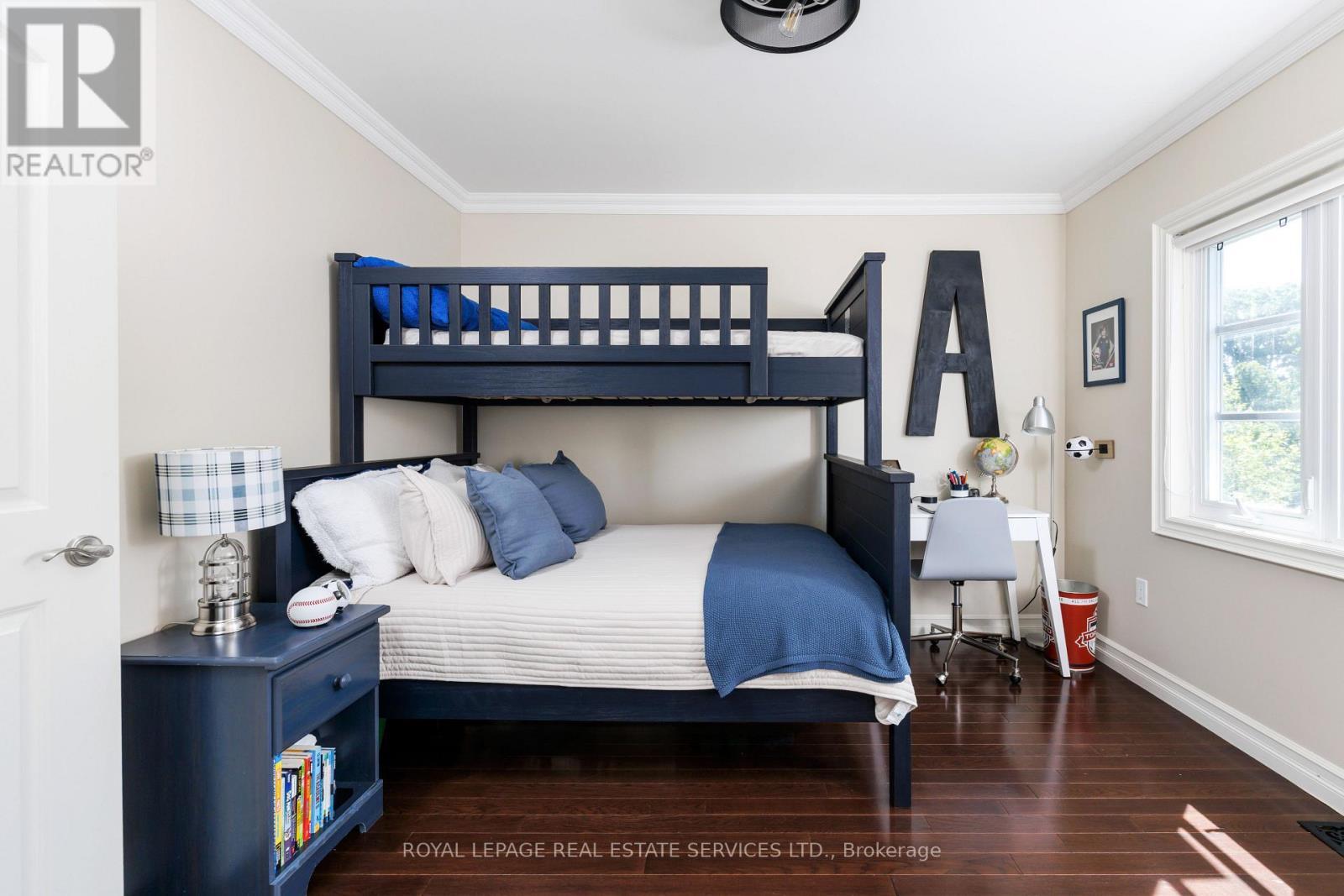 4 Springbrook Gardens, Toronto, ON