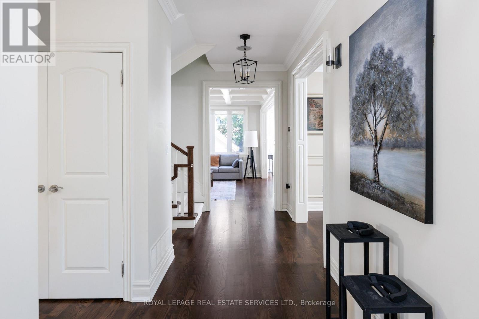 4 Springbrook Gardens, Toronto, ON