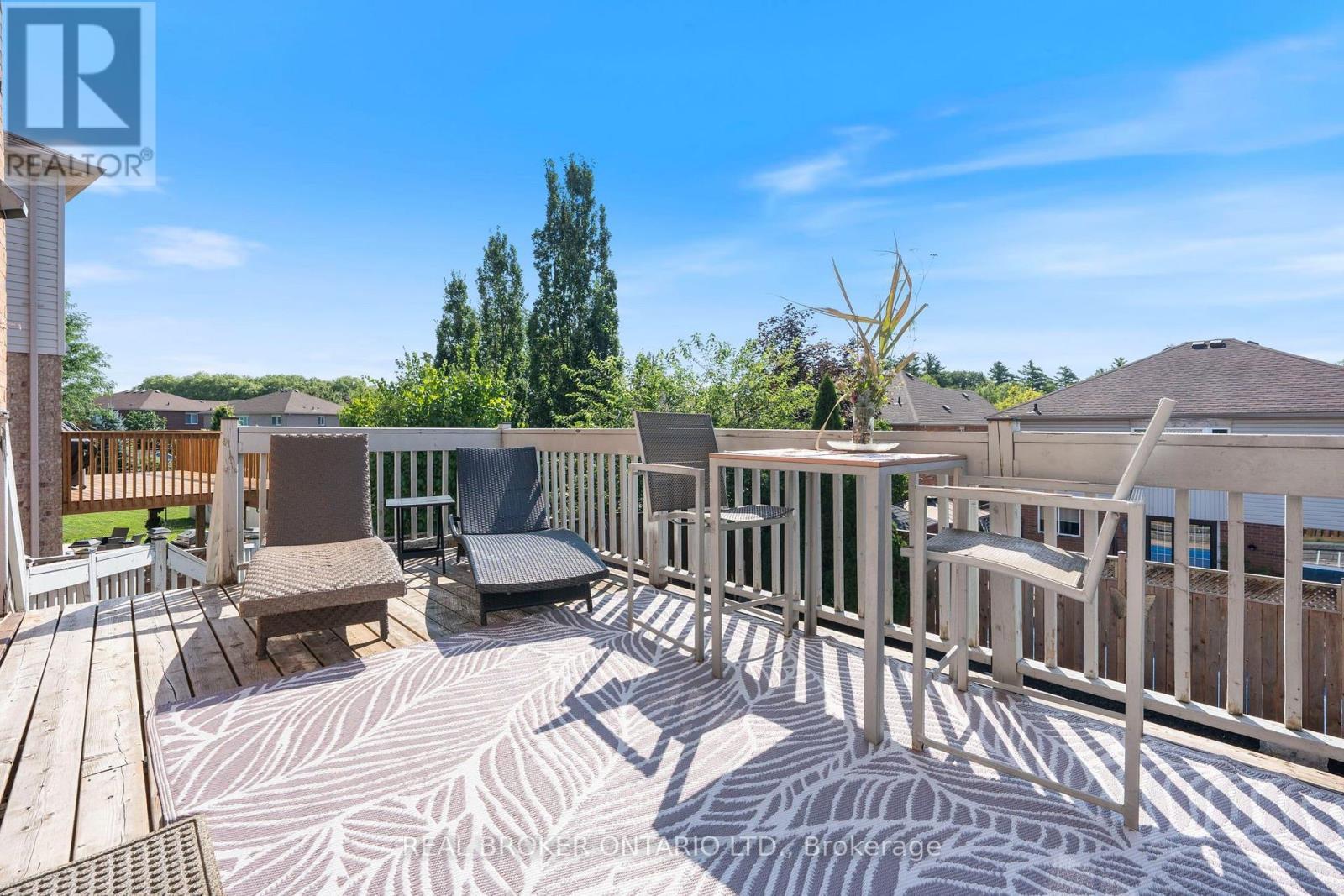 Walk out Deck - 260 Granite Hill Road, Cambridge, ON