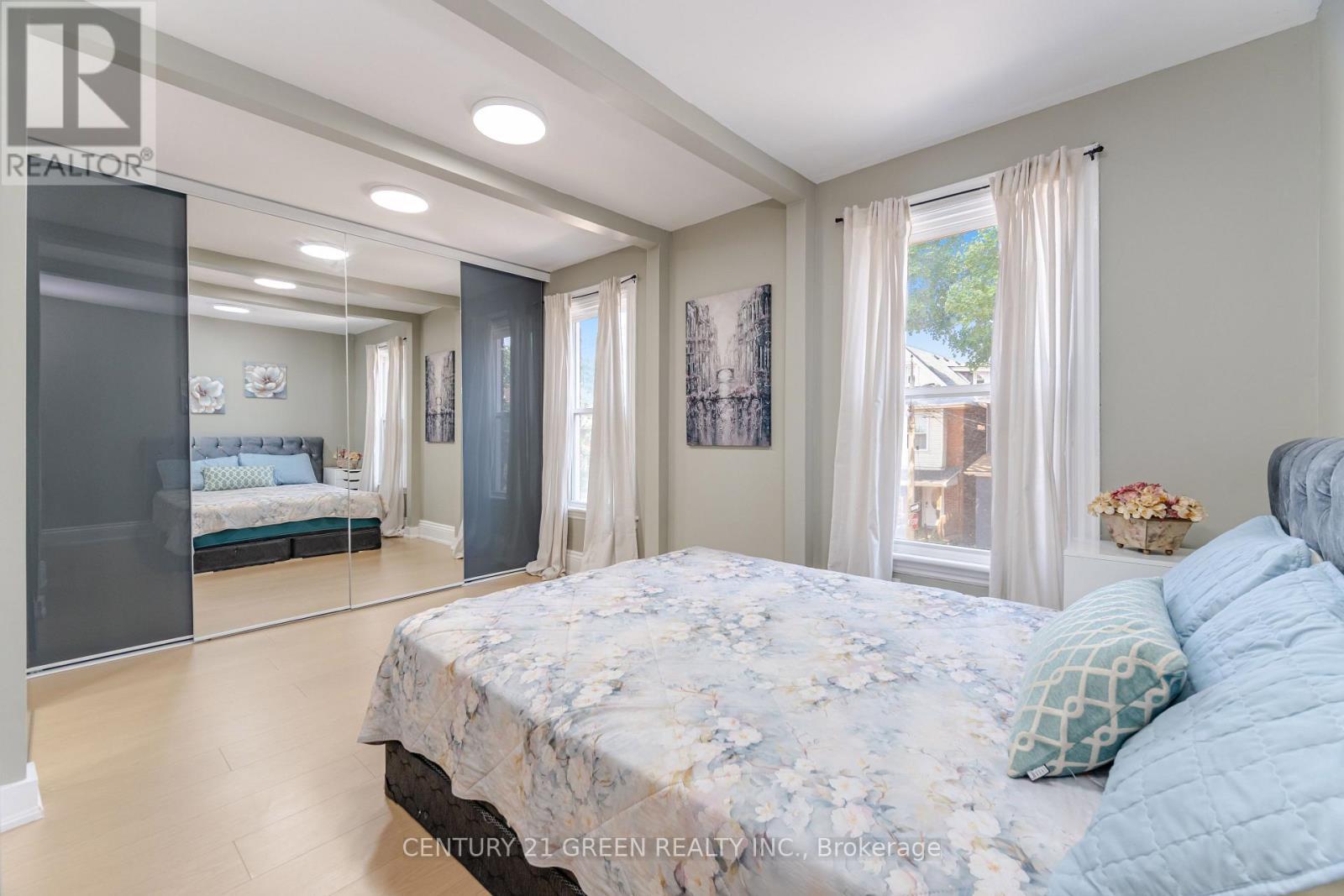 61 Stirton Street, Hamilton, ON