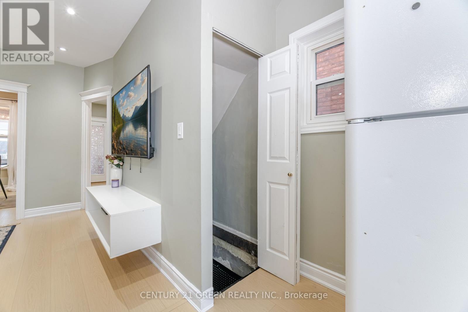 61 Stirton Street, Hamilton, ON