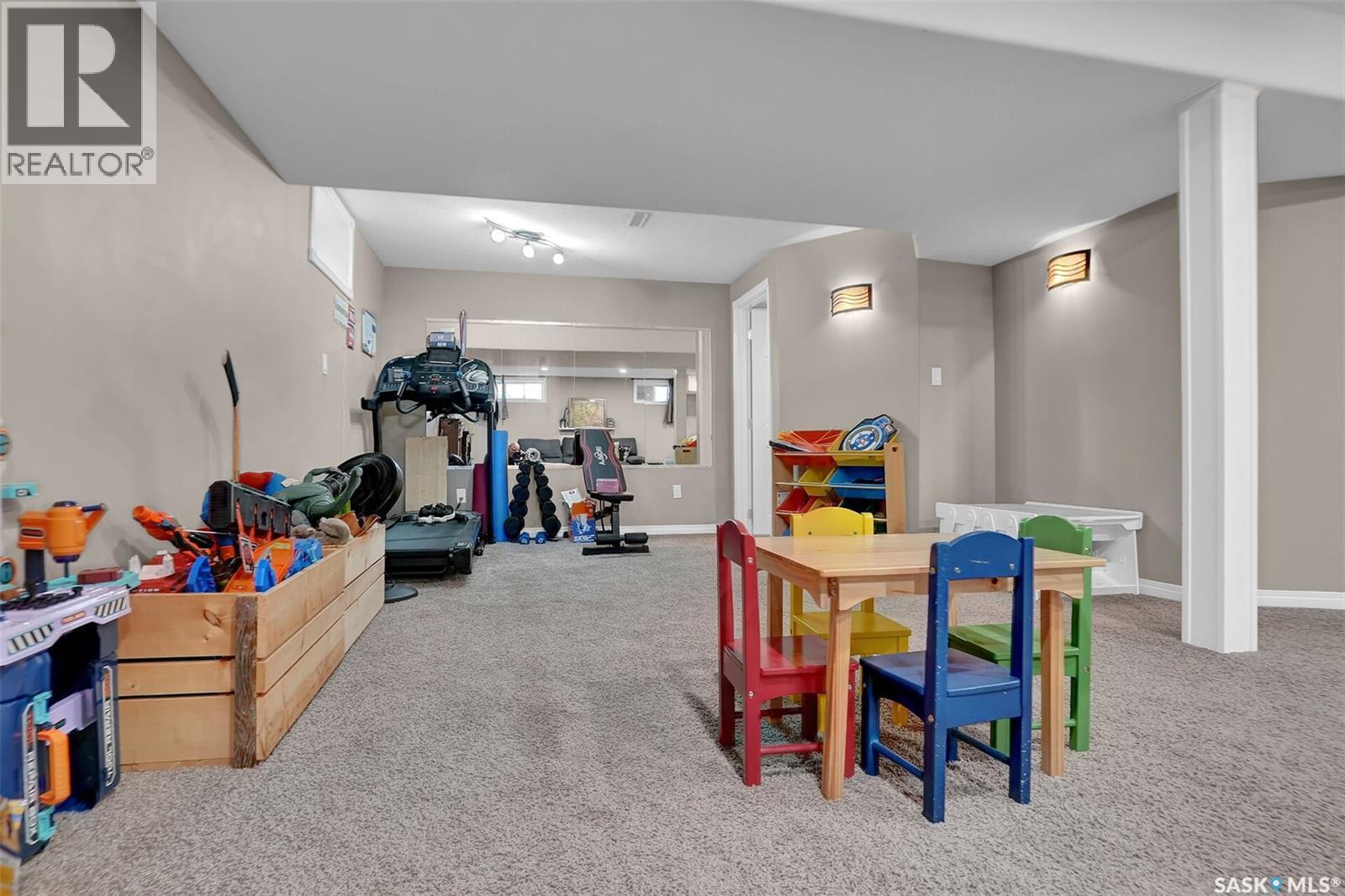 1214 Devonshire Drive N, Regina, SK