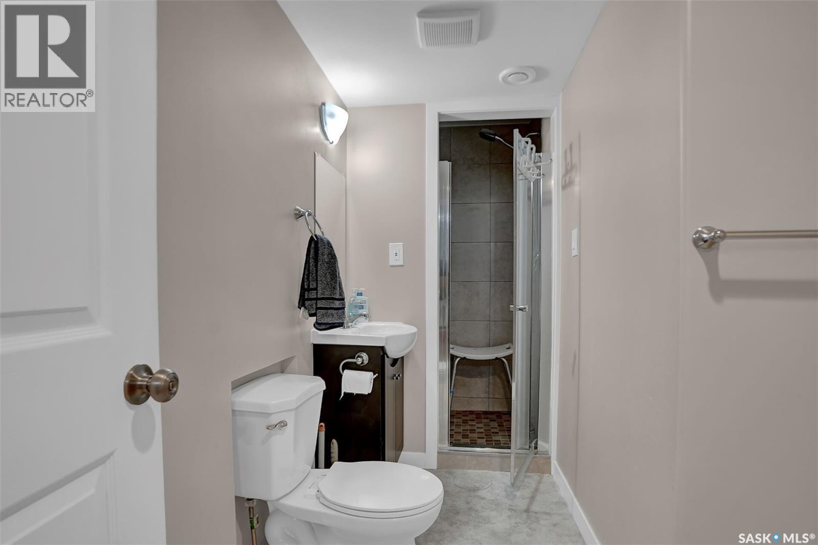 1214 Devonshire Drive N, Regina, SK