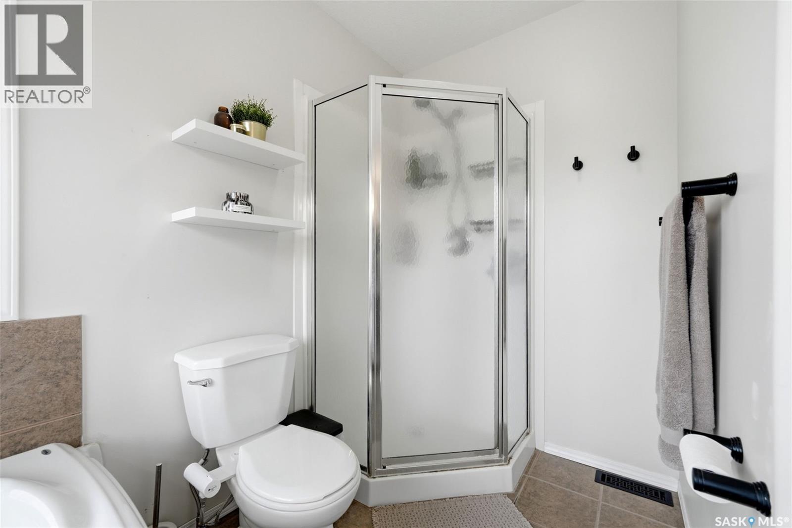 1336 Smishek Drive N, Regina, SK