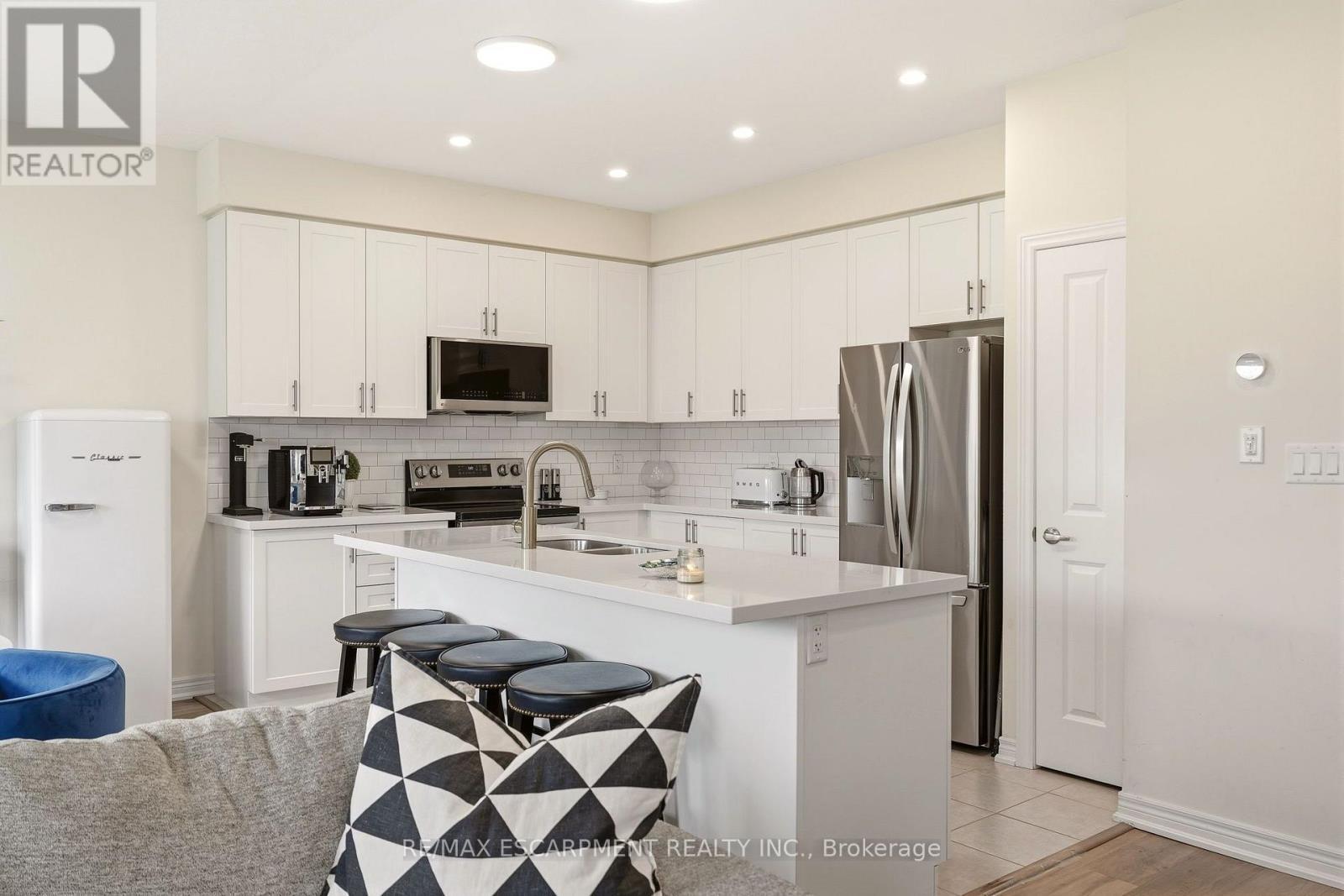 67 Pinot Crescent, Hamilton, ON
