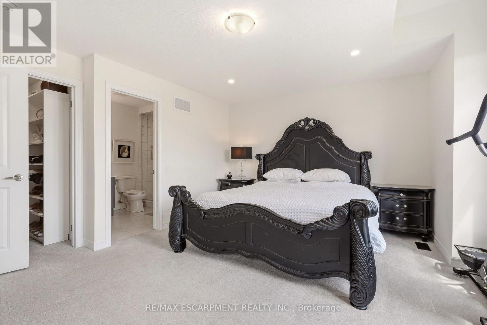 67 Pinot Crescent, Hamilton, ON