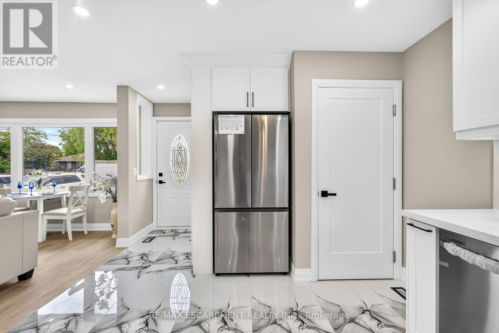 150 Howard Avenue, Hamilton, ON