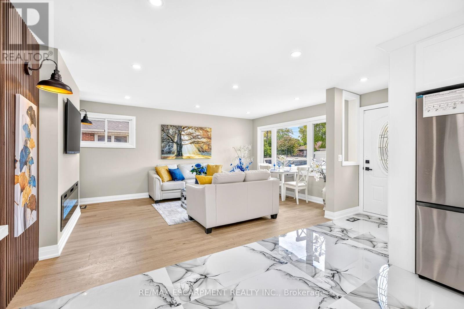 150 Howard Avenue, Hamilton, ON