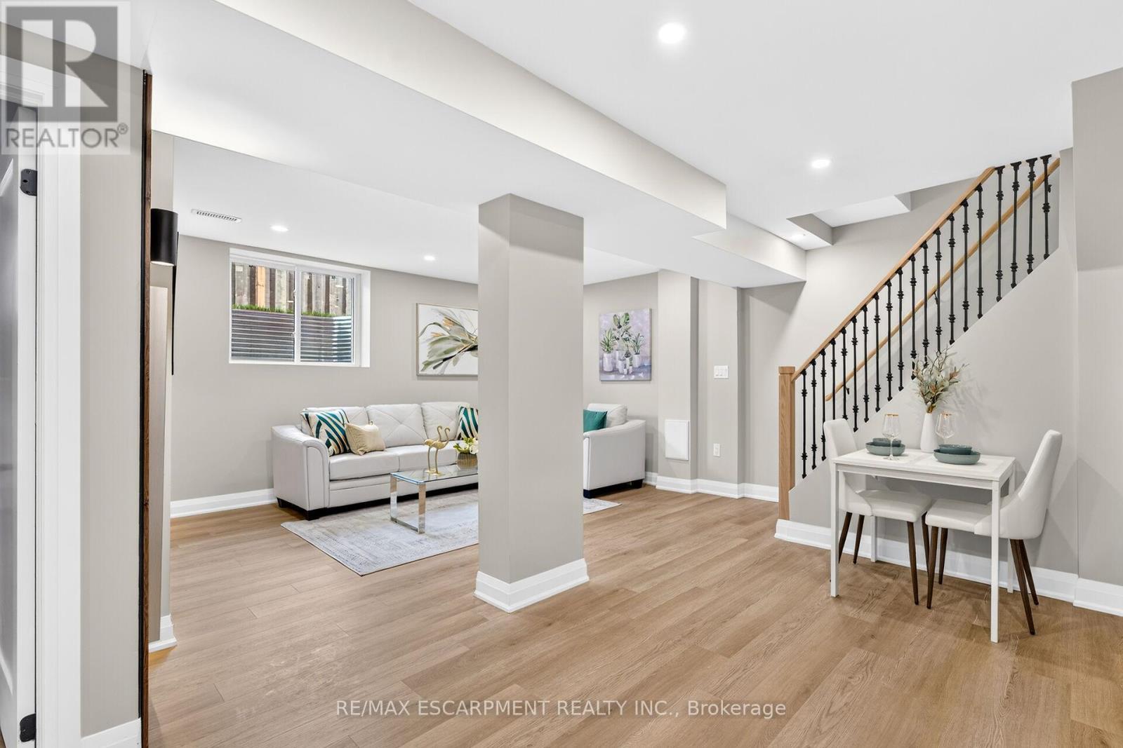 150 Howard Avenue, Hamilton, ON