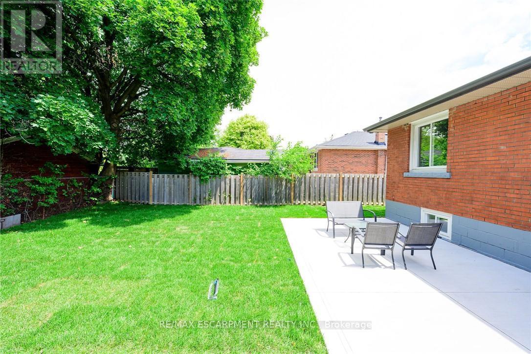 150 Howard Avenue, Hamilton, ON