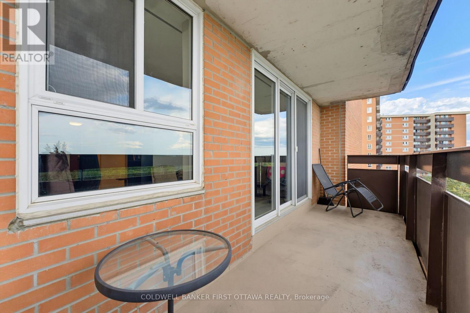 803 - 2000 Jasmine Crescent, Ottawa, ON
