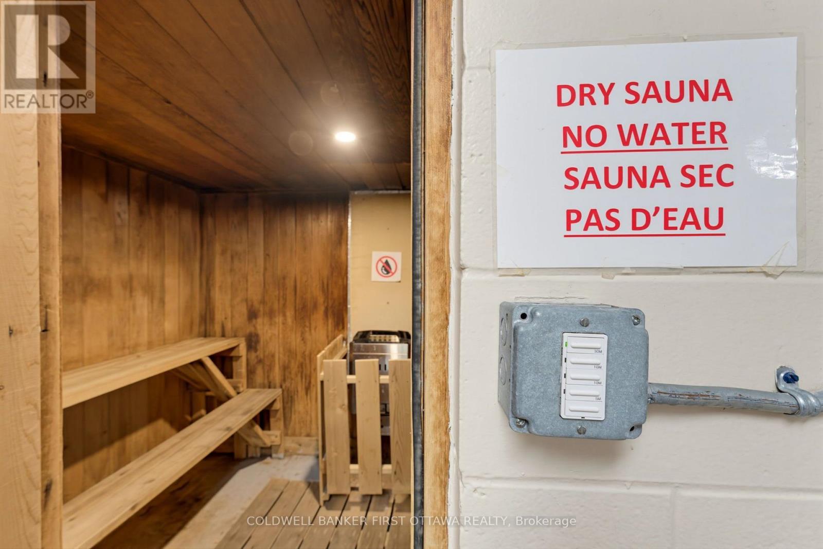 803 - 2000 Jasmine Crescent, Ottawa, ON