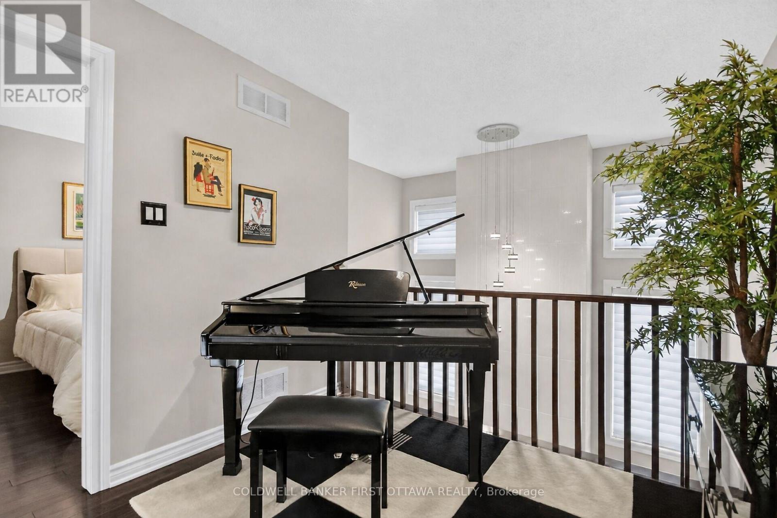 184 Mattingly Way, Ottawa, ON