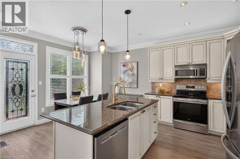 Bright & Spacious - 755 Rayner Court, Milton, ON