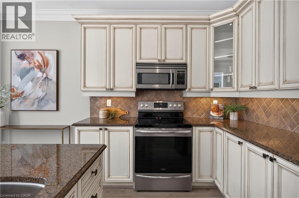 Stainless Appliances - 755 Rayner Court, Milton, ON