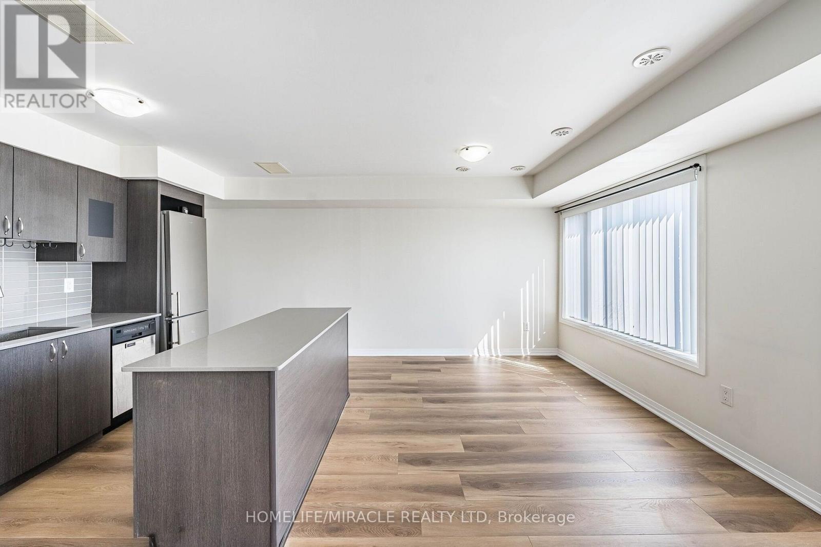 8 - 161 William Duncan Road, Toronto, ON