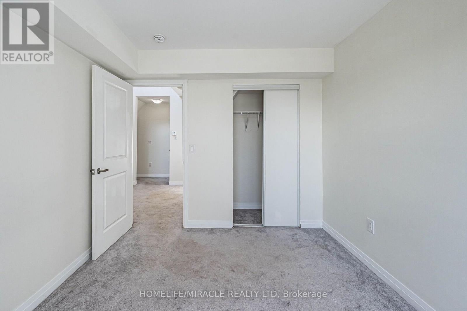 8 - 161 William Duncan Road, Toronto, ON