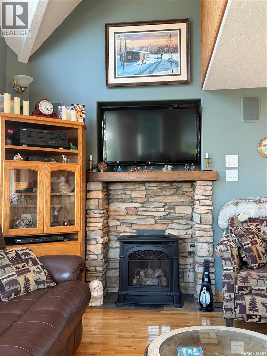 1537 Eagle - Waskesiu Lake, Prince Albert National Park, SK