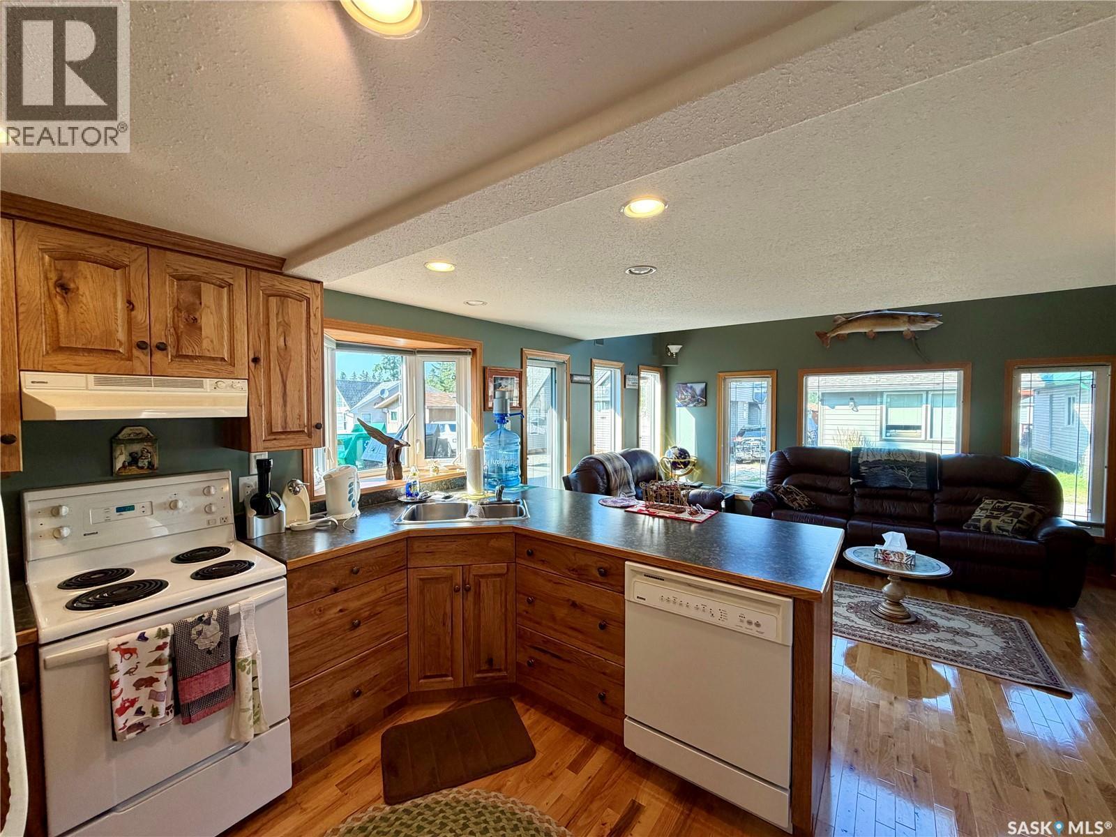 1537 Eagle - Waskesiu Lake, Prince Albert National Park, SK