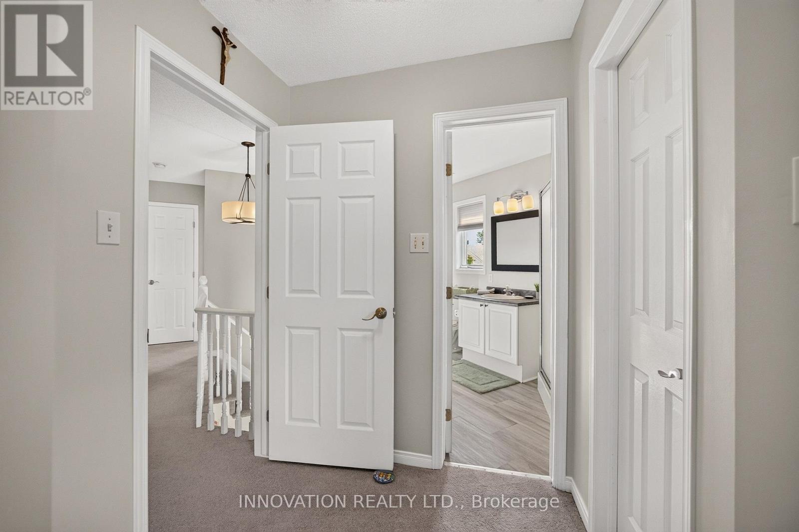 View of ensuite bath, & walk-in closet at right - 2545 Page Road, Ottawa, ON