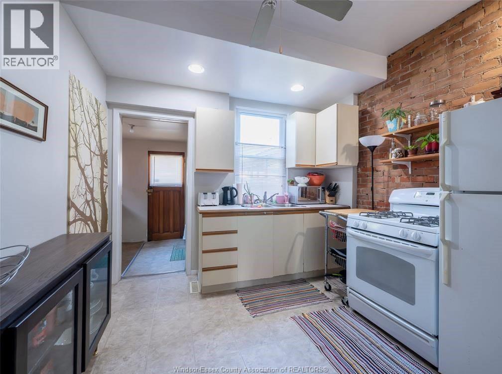 1064 Monmouth Unit# Main, Windsor, ON