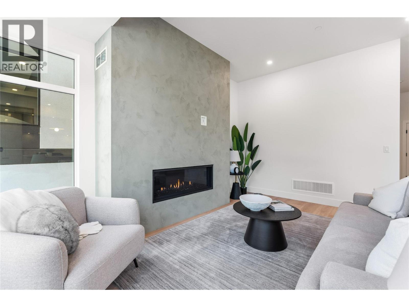 7920 Kidston Road Unit# 9, Coldstream, BC