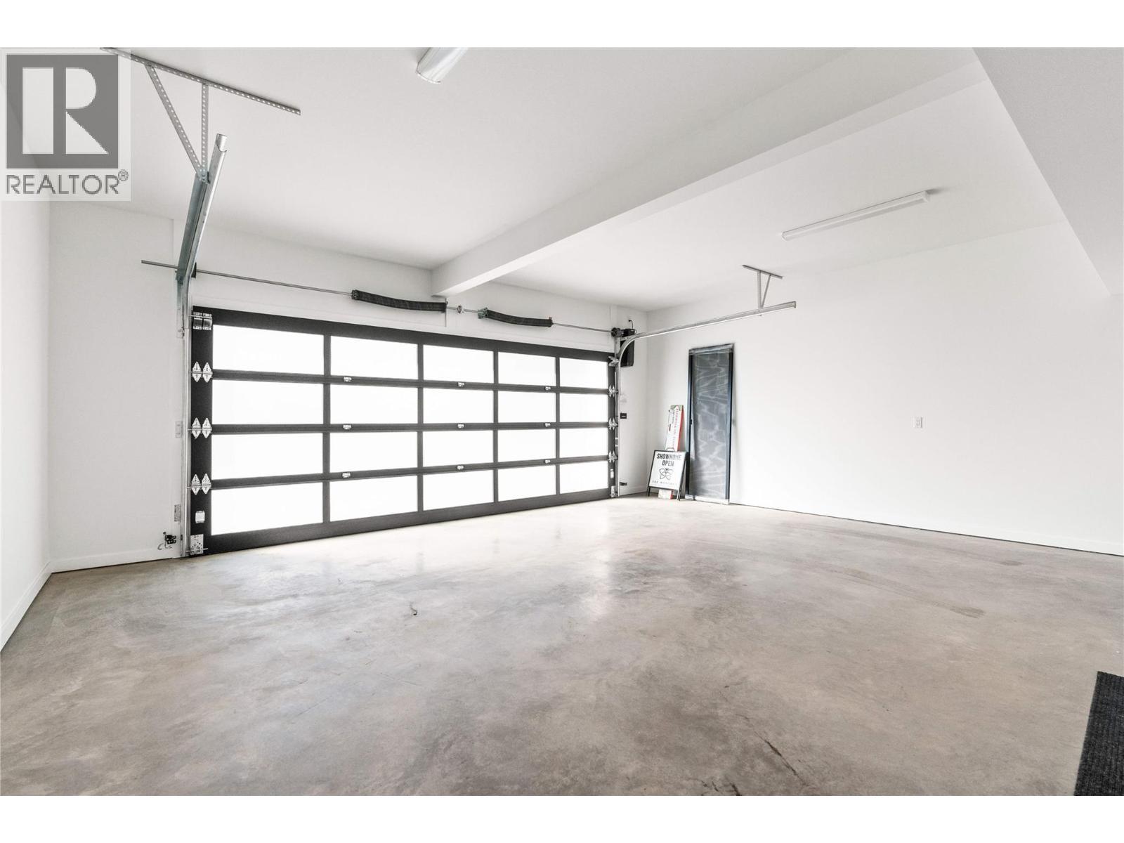 7920 Kidston Road Unit# 9, Coldstream, BC