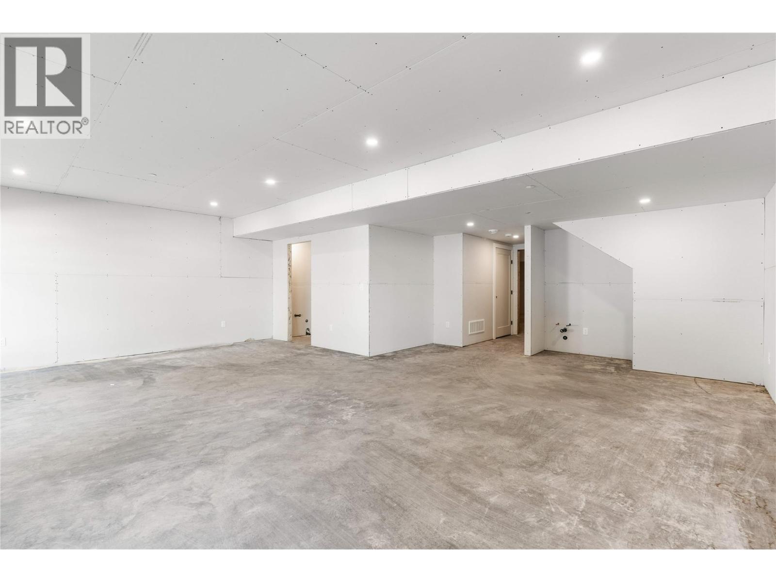 7920 Kidston Road Unit# 9, Coldstream, BC
