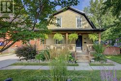 581 ST ANDREW STREET W Centre Wellington (Fergus), ON N1M 1P4