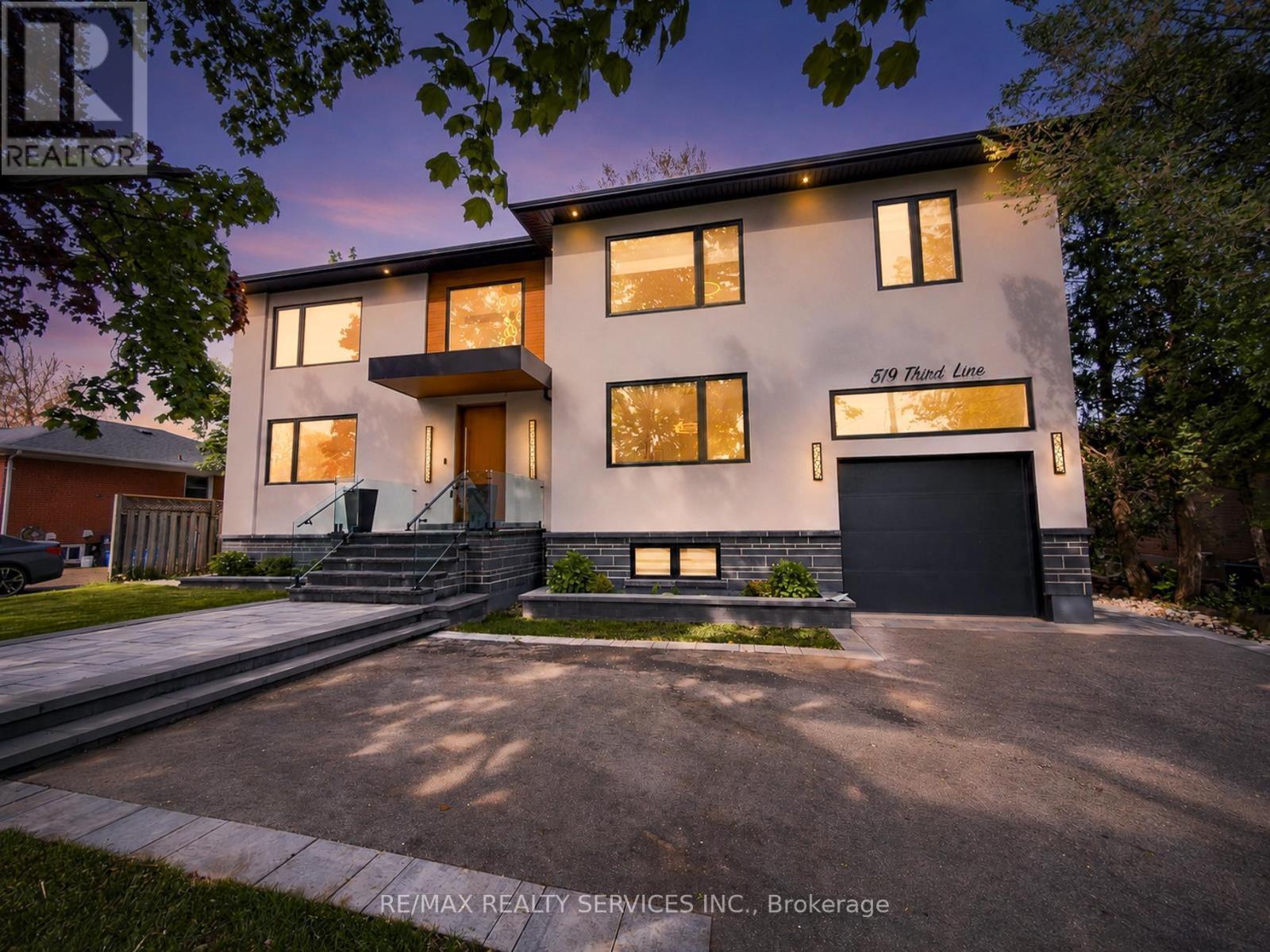 519 Third Line, Oakville, ON