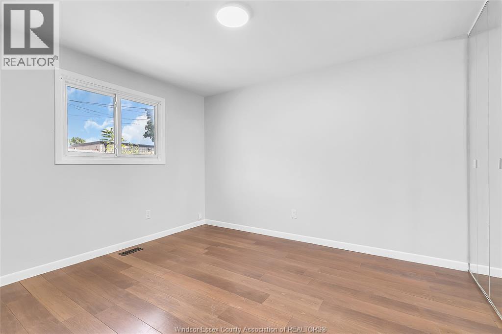 744 Mckay Avenue, Windsor, ON