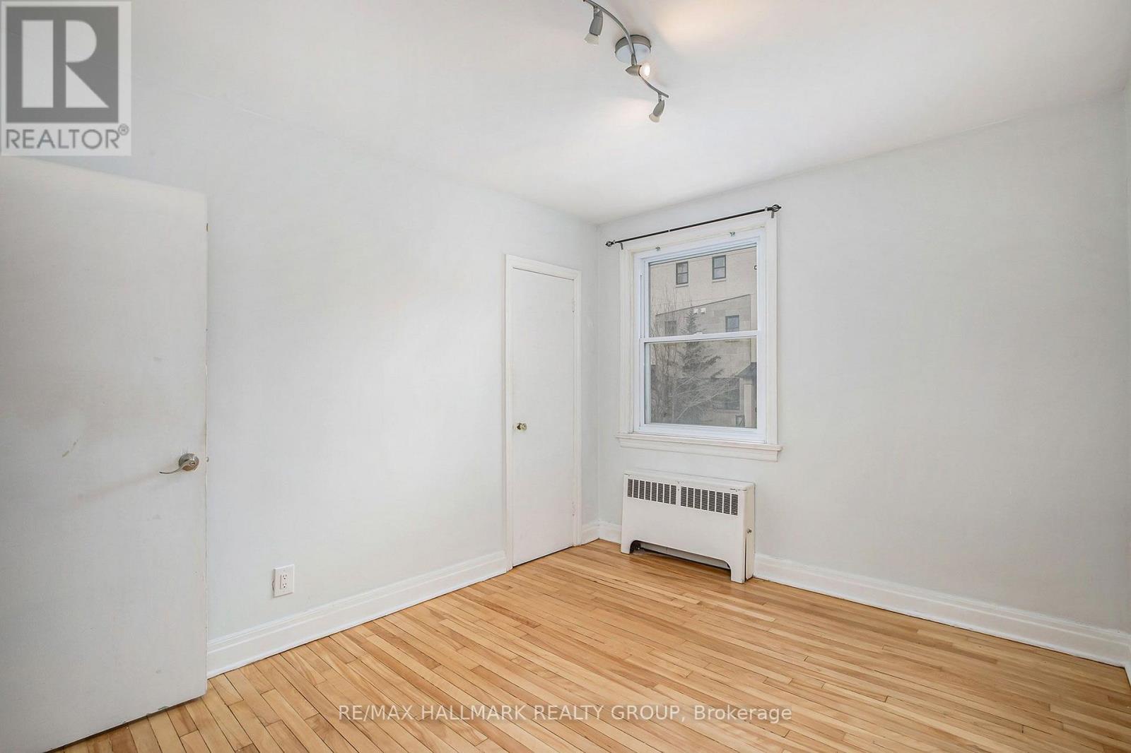 72 Pretoria Avenue, Ottawa, ON