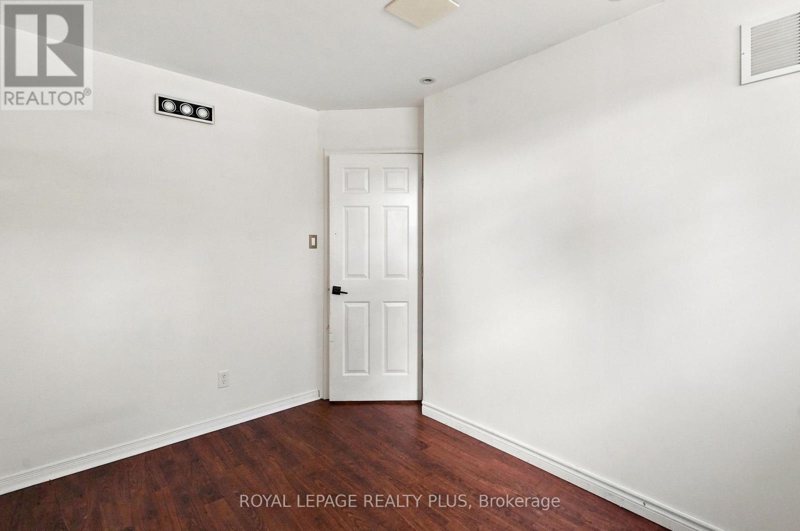 2333 Sutton Drive, Burlington, ON