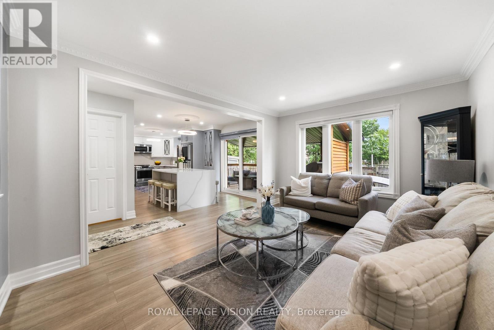 5 Anson Avenue, Toronto, ON