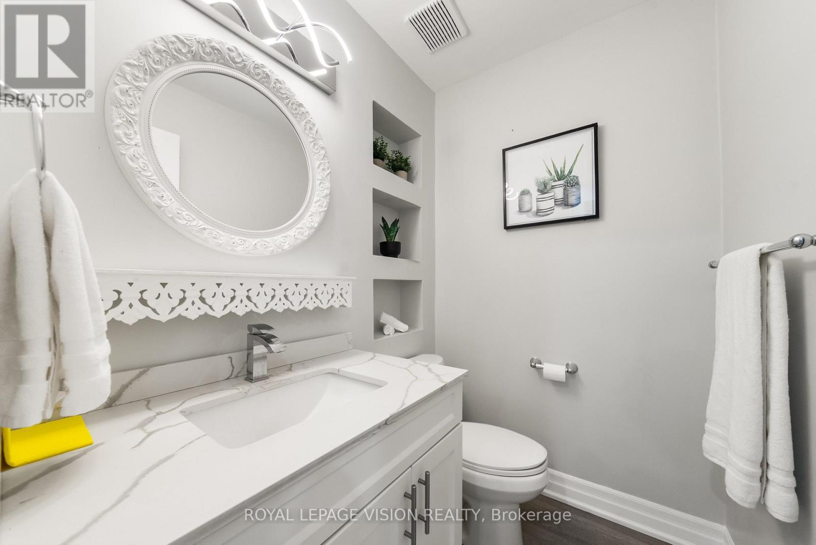 5 Anson Avenue, Toronto, ON