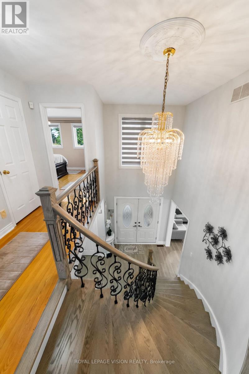 5 Anson Avenue, Toronto, ON
