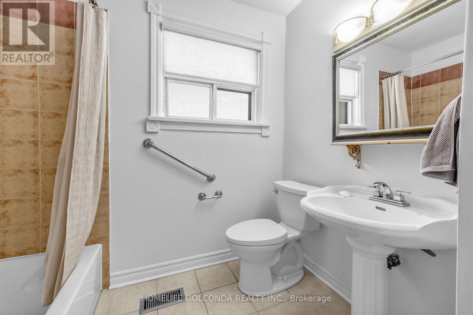 9 Moorecroft Crescent, Toronto, ON