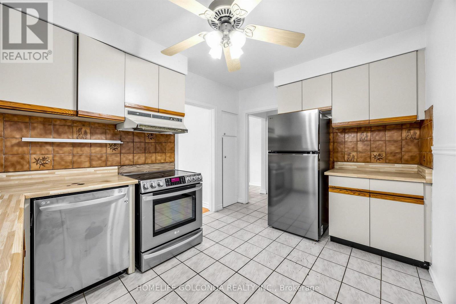 9 Moorecroft Crescent, Toronto, ON